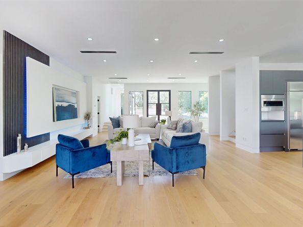 5055 Yarwell Drive, Houston TX 77096