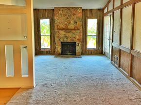 9000 Bissonnet Street 406, Houston TX 77074