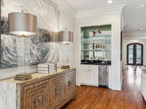 5602 Indian Circle, Houston TX 77056