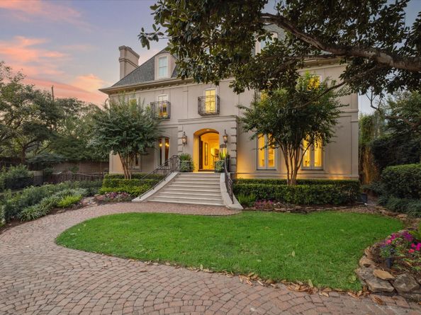 5602 Indian Circle, Houston TX 77056