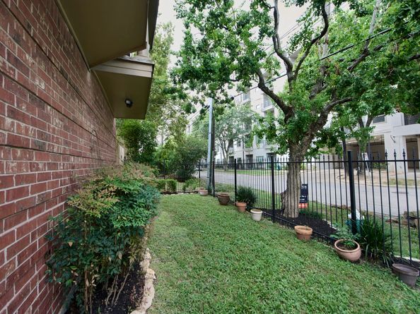 918 Cohn Street, Houston TX 77007