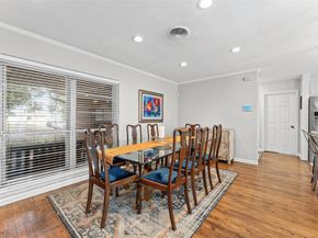 1919 Ansbury Drive, Houston TX 77018