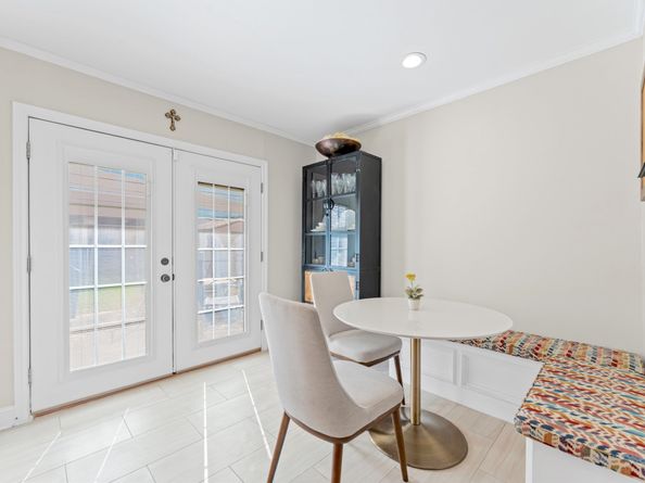 1919 Ansbury Drive, Houston TX 77018