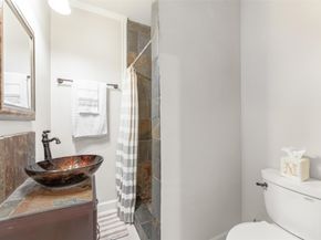 1919 Ansbury Drive, Houston TX 77018