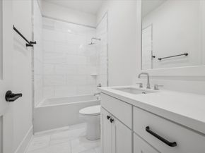 1330 Richelieu Lane, Houston TX 77018