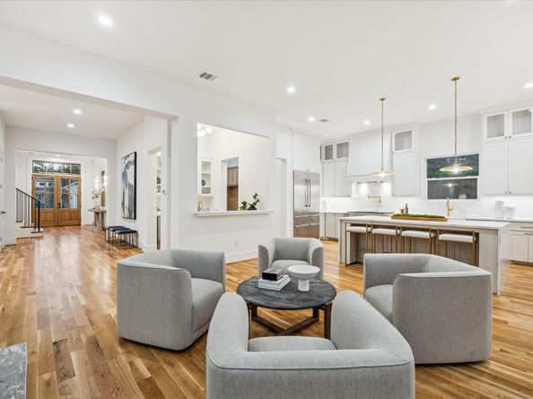 1330 Richelieu Lane, Houston TX 77018