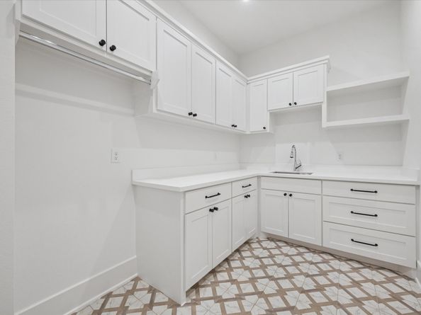 1330 Richelieu Lane, Houston TX 77018