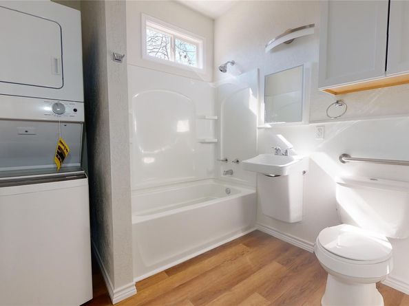 9325 Grady Street, Houston TX 77016