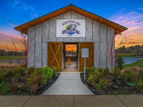 6245 Wedgewood Hills Drive, Conroe TX 77304