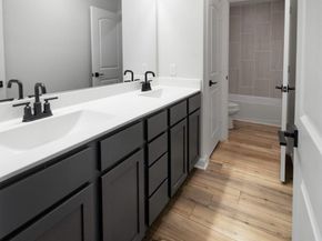 6245 Wedgewood Hills Drive, Conroe TX 77304