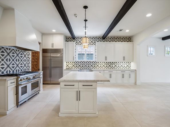 3214 Westheimer Road, Houston TX 77098