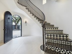 3214 Westheimer Road, Houston TX 77098