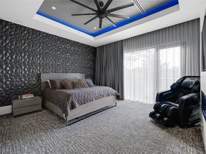 1025 Wakefield Drive, Houston TX 77018