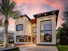 1025 Wakefield Drive, Houston TX 77018