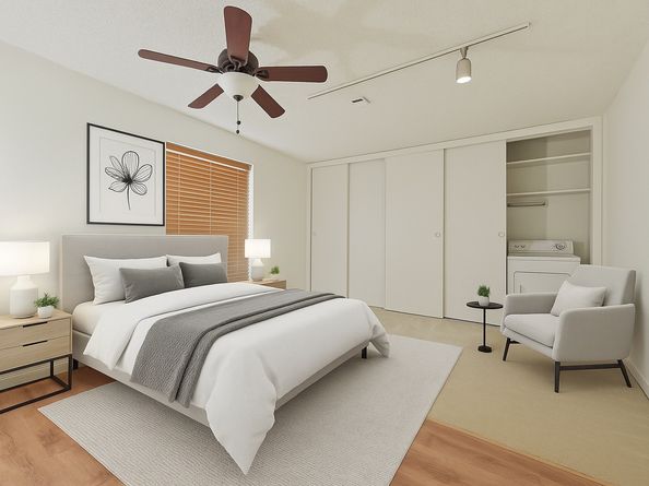 2503 Mccue Road 5, Houston TX 77056