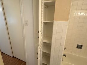 2700 Bellefontaine Street B8, Houston TX 77025