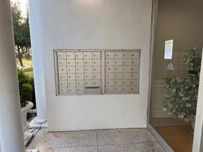 2700 Bellefontaine Street B8, Houston TX 77025