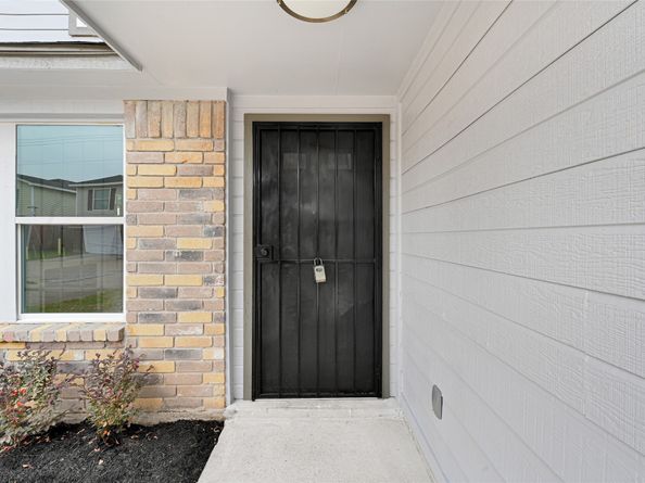 7050 Inwood Park Drive 113, Houston TX 77088