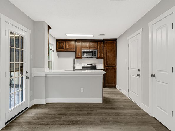 7050 Inwood Park Drive 113, Houston TX 77088