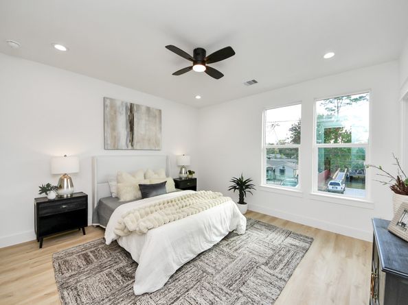 7909 Lynette Street, Houston TX 77028