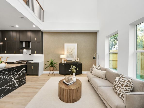 7911 Lynette Street, Houston TX 77028