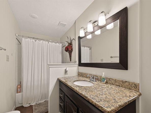 92 S Waxberry Road, Spring TX 77381