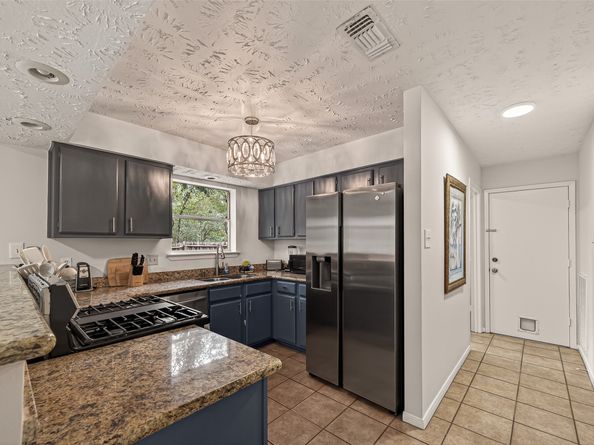 92 S Waxberry Road, Spring TX 77381