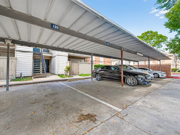 6001 Reims Road 908, Houston TX 77036