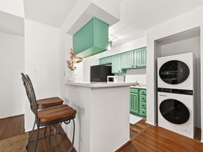 6001 Reims Road 908, Houston TX 77036