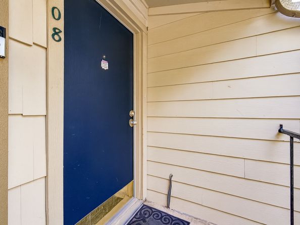 6001 Reims Road 908, Houston TX 77036