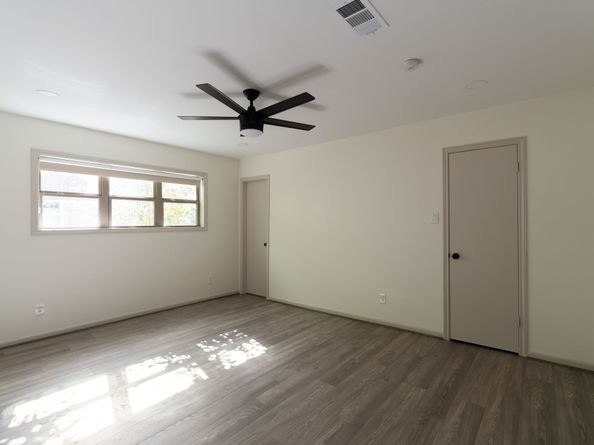 10110 Bob White Drive, Houston TX 77096