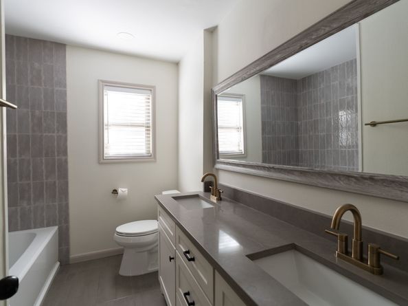 10110 Bob White Drive, Houston TX 77096