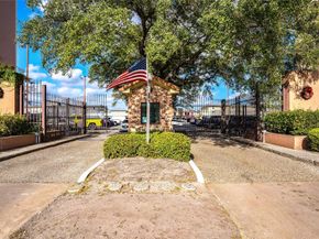 7520 Hornwood Drive 1003, Houston TX 77036