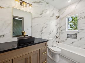 8115 Jeffrey Street A/B, Houston TX 77028