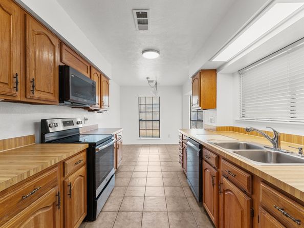 16814 Kilwinning Drive, Houston TX 77084
