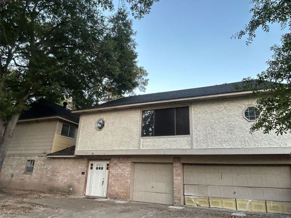 11819 Glenway Drive, Houston TX 77070