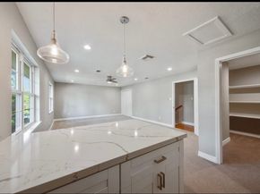5026 Saxon Drive, Houston TX 77092