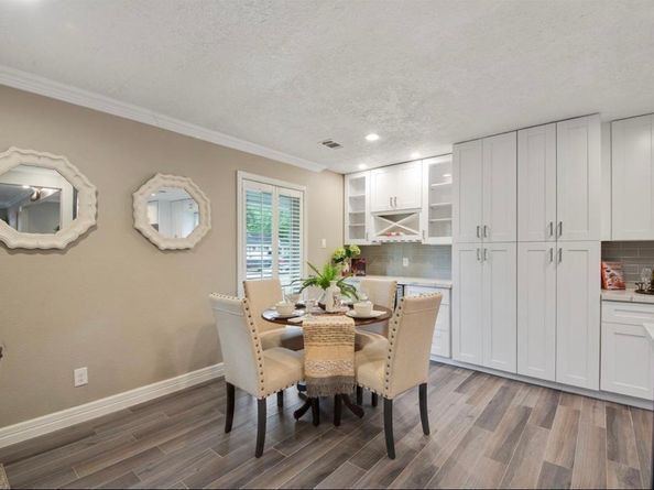 5026 Saxon Drive, Houston TX 77092