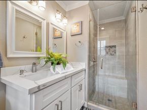 5026 Saxon Drive, Houston TX 77092