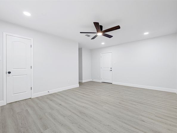 10019 Braes Forest Drive, Houston TX 77071