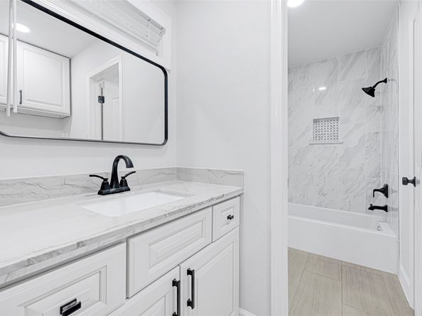 10019 Braes Forest Drive, Houston TX 77071