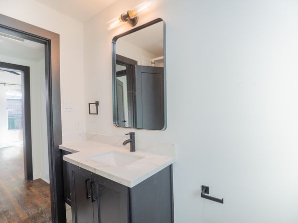 7305 Capitol Street, Houston TX 77011