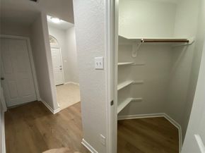 11622 Champions Walk Lane, Houston TX 77066