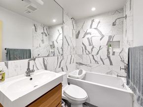 5878 Valley Forge Drive 149, Houston TX 77057