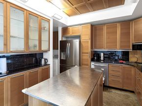 5878 Valley Forge Drive 149, Houston TX 77057