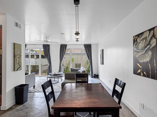 5878 Valley Forge Drive 149, Houston TX 77057