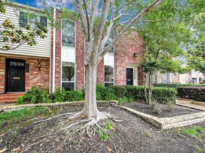 5878 Valley Forge Drive 149, Houston TX 77057