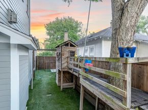 1811 Harvard Street, Houston TX 77008