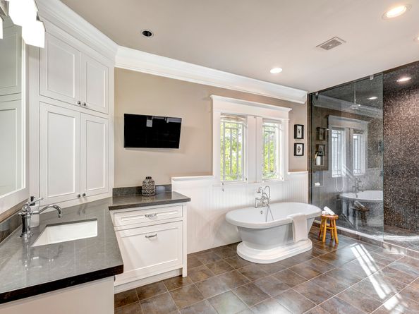 1811 Harvard Street, Houston TX 77008