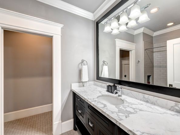 1811 Harvard Street, Houston TX 77008